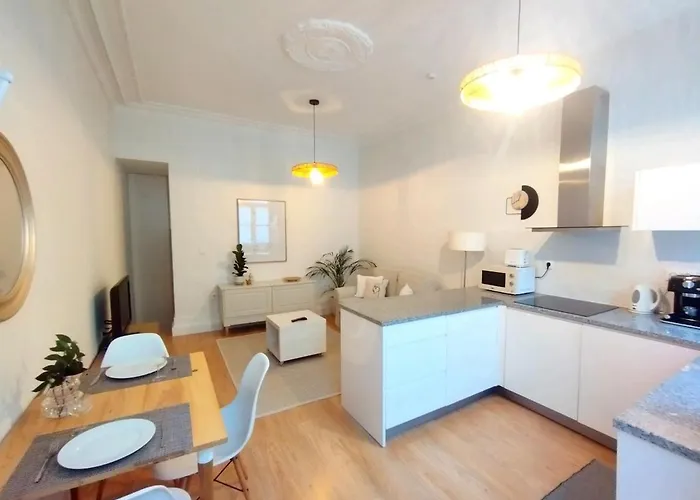 Elegant Duplex, Wifi, Center