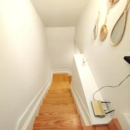 Elegant Duplex, Wifi, Center Apartment