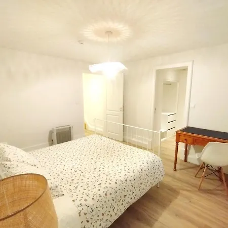 Elegant Duplex, Wifi, Center Apartment *
